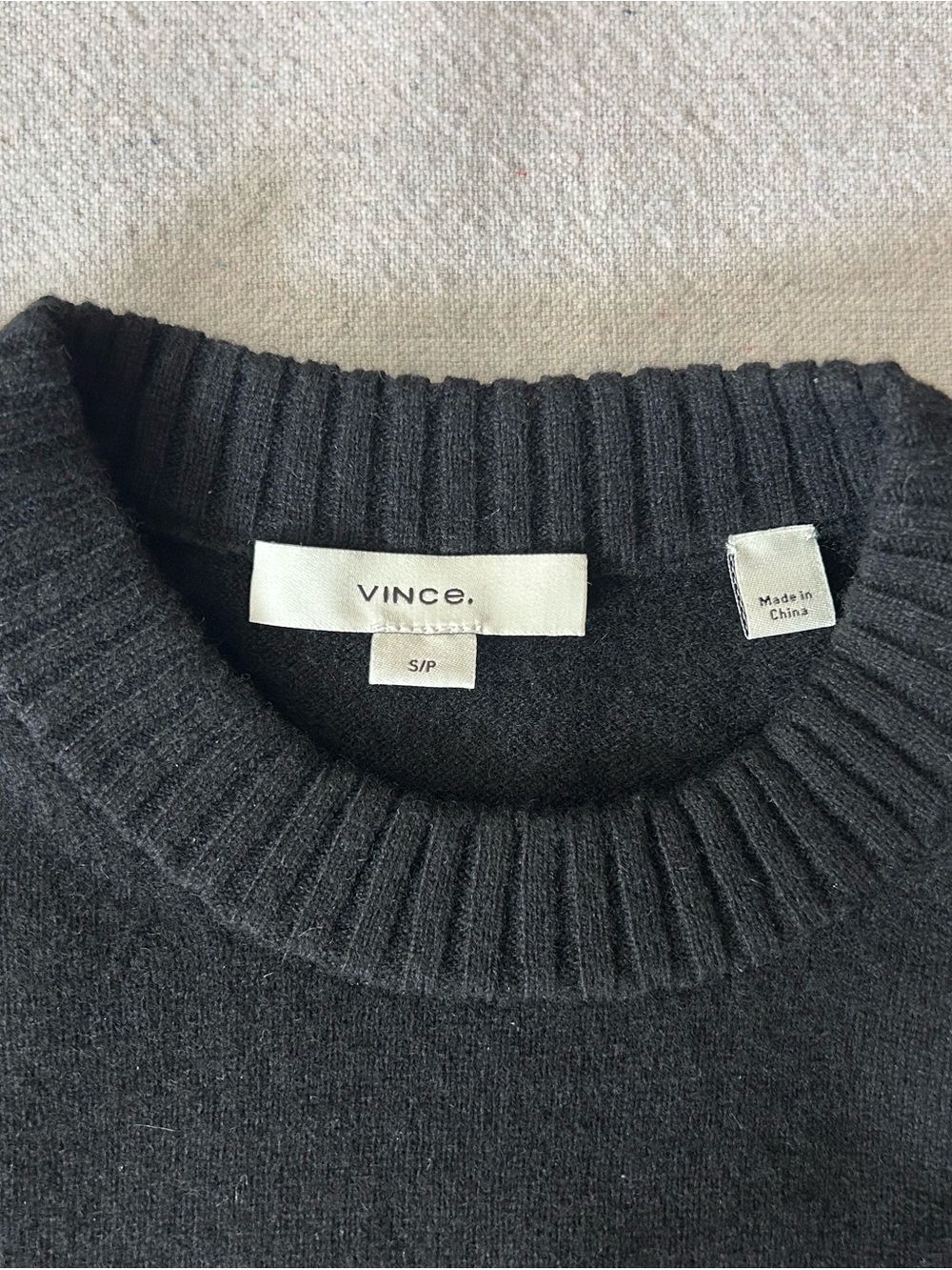 Vince Black Cashmere Crewneck Sweater Size Small - Picture 5 of 6